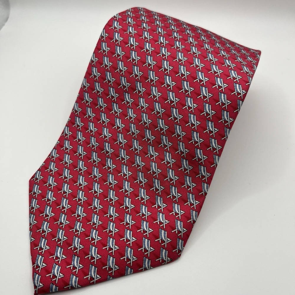 Vineyard Vines Red w/ Blue Beach Chair Silk Neck Tie Mens Size 3.75"W 58"L
